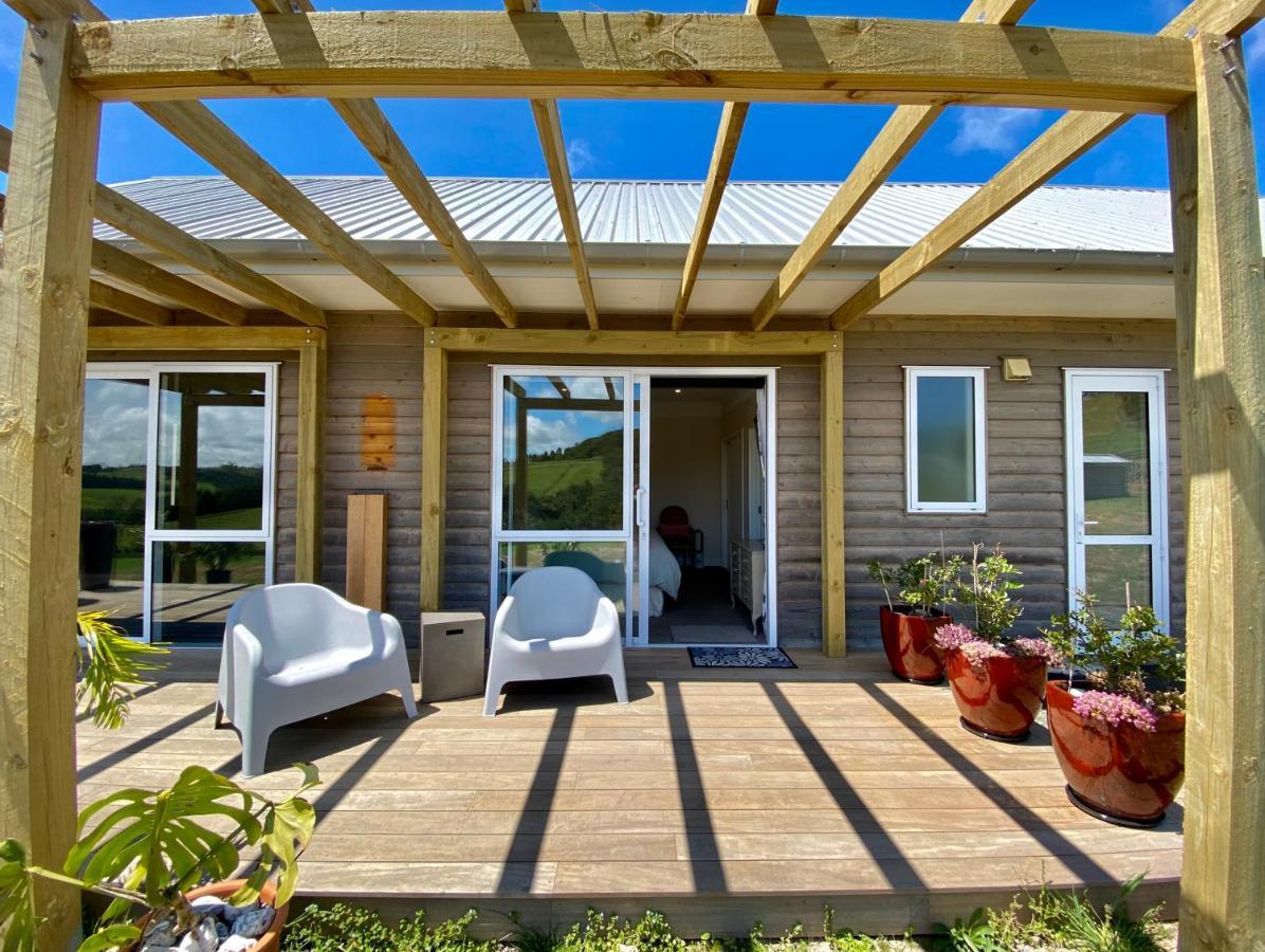 Kauri Glen Bnb Te Arai Buitenkant foto