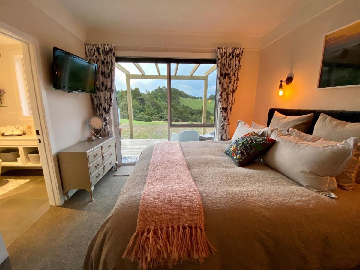 Kauri Glen Bnb Te Arai Buitenkant foto
