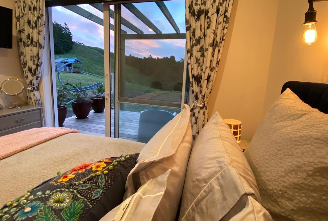 Kauri Glen Bnb Te Arai Buitenkant foto