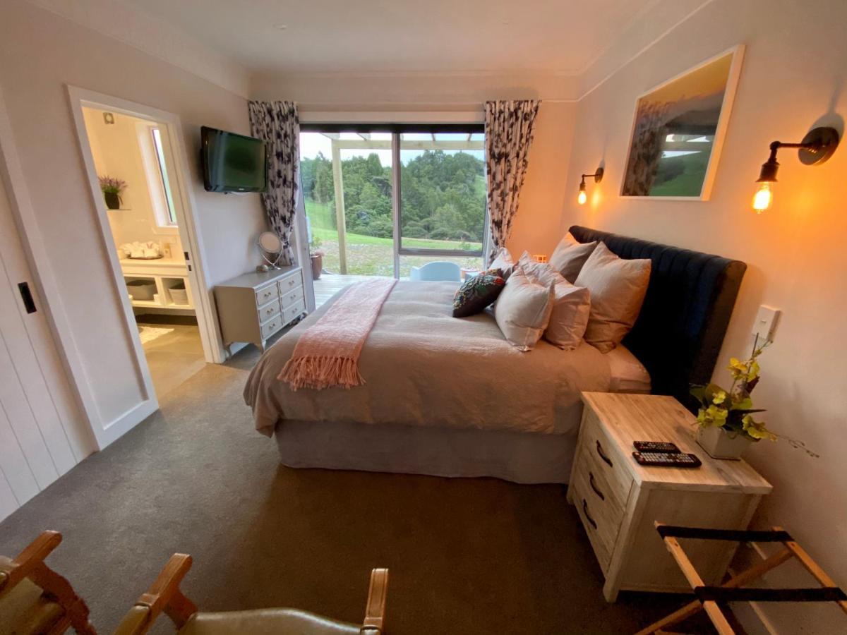 Kauri Glen Bnb Te Arai Buitenkant foto